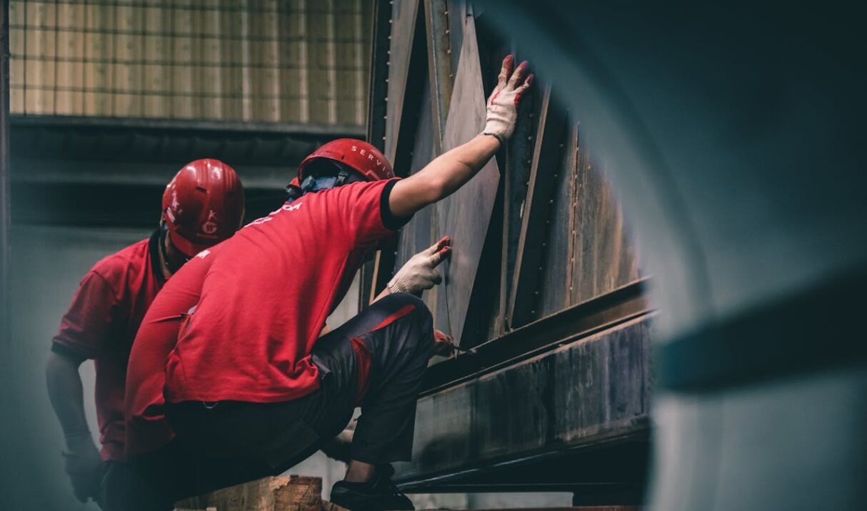 Comment choisir un prestataire en construction mécanique ? Les 7 critères qui ne trompent pas